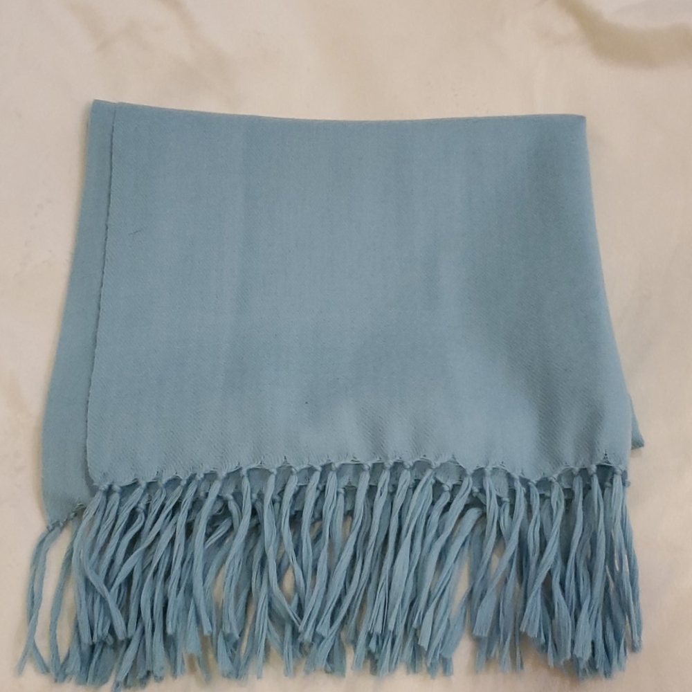 Wool scarf - Picture 3 of 3